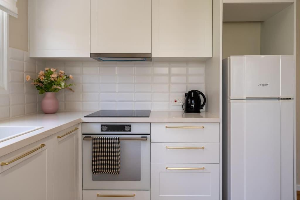 Cozy Nerina Cottage At Harbour Пафос Екстериор снимка